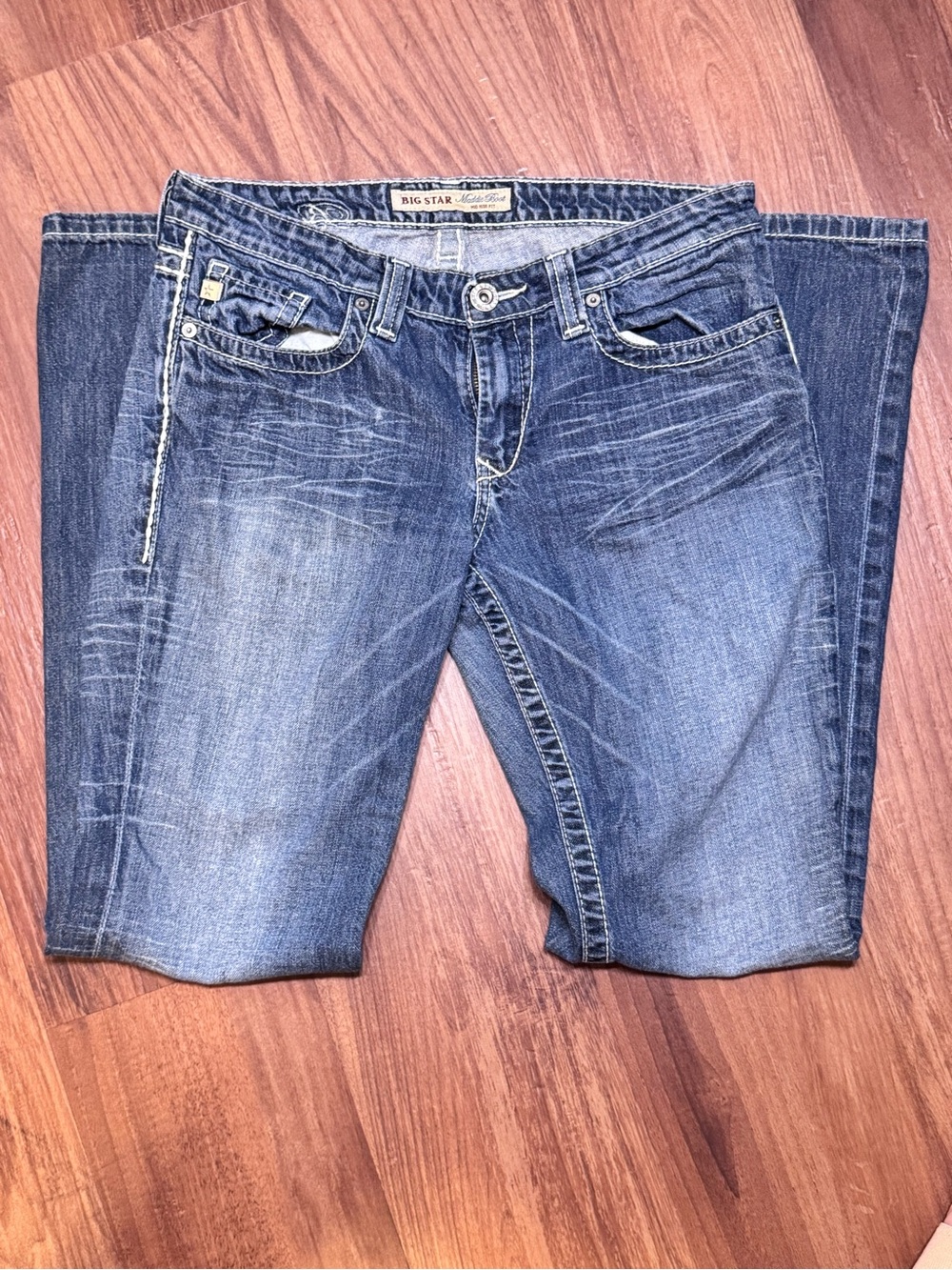 Big Star Jeans Women's Blue Embroidered Pocket Jeans size 28L - Picture 5 of 8